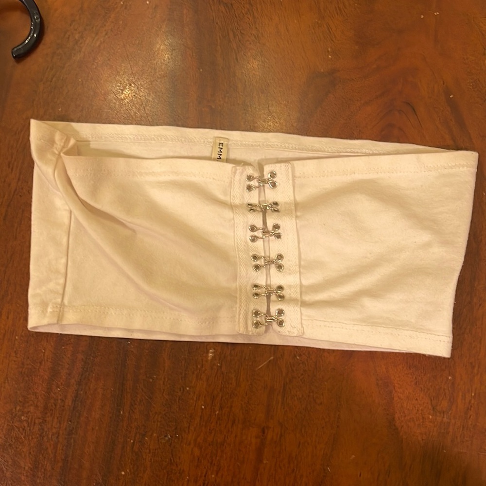 Emma & Sam Xs white bottom crop top with silver latches in front